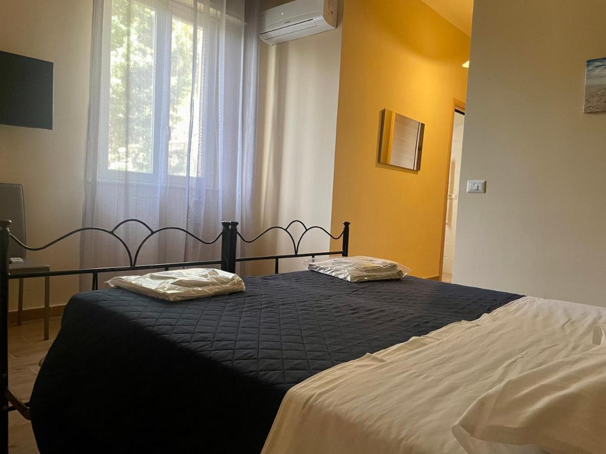 陶尔米纳Casa Del Sole别墅 外观 照片